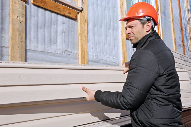 Expert Siding Repair Service